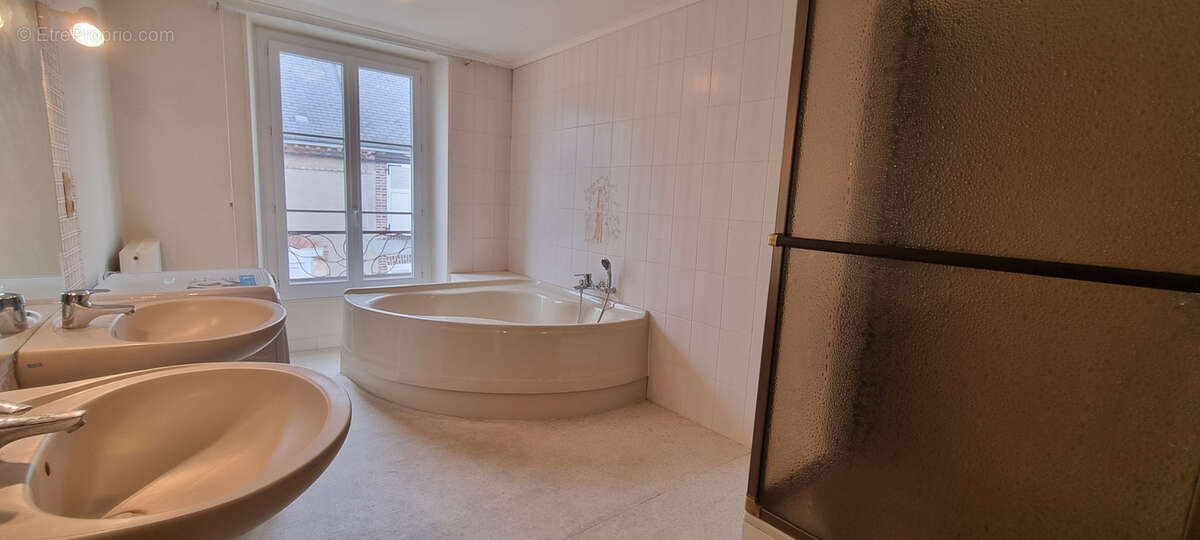 Maison à CHATEAUDUN