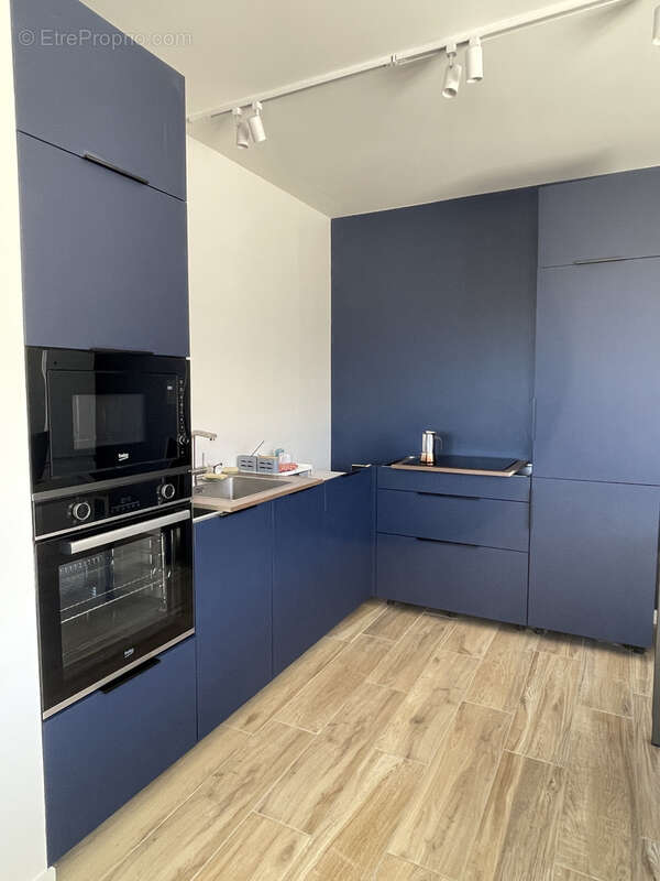 Appartement à LA TOUR-DE-SALVAGNY