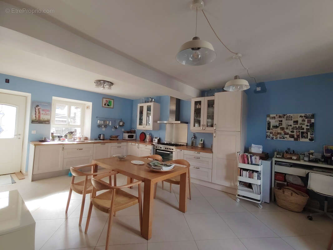 Maison à MONTIGNY-SUR-LOING