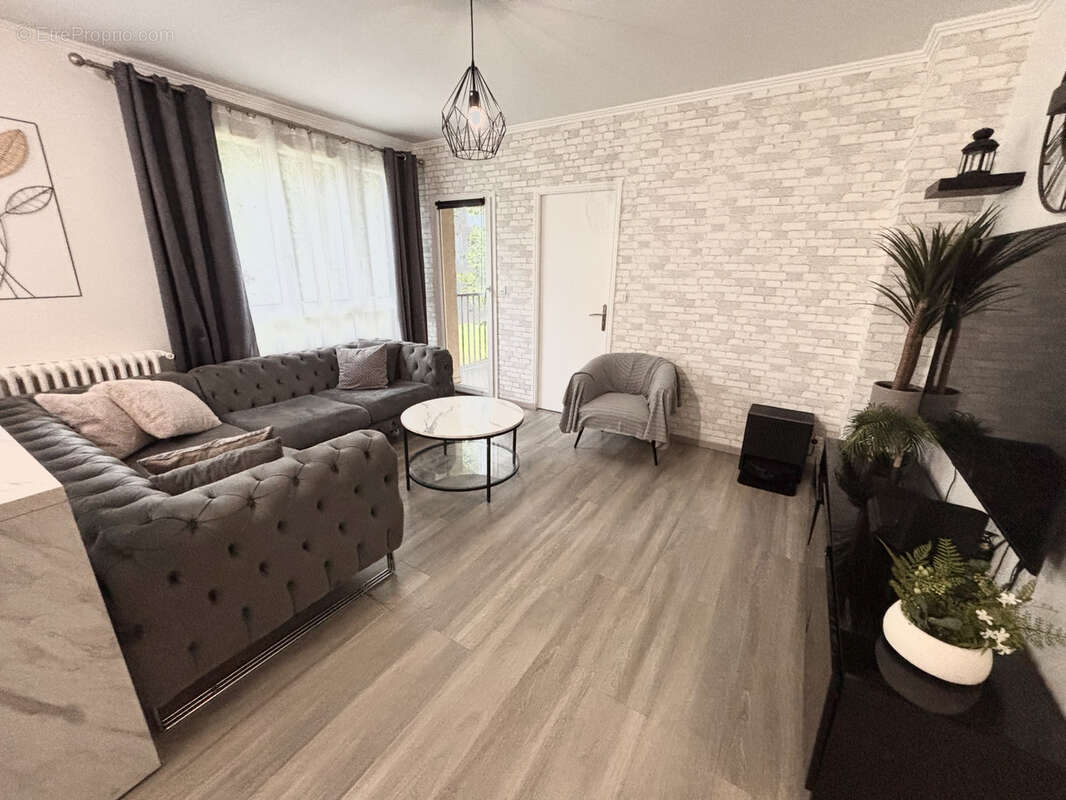 Appartement à MITRY-MORY