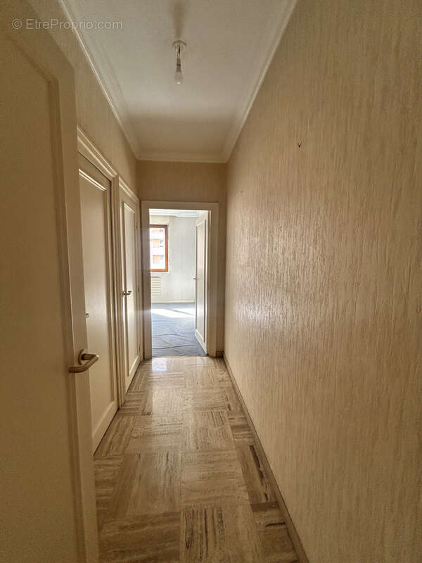 Appartement à SAINT-ETIENNE