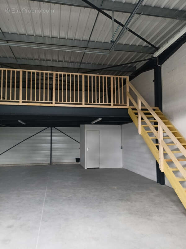 Commerce à LA TESTE-DE-BUCH