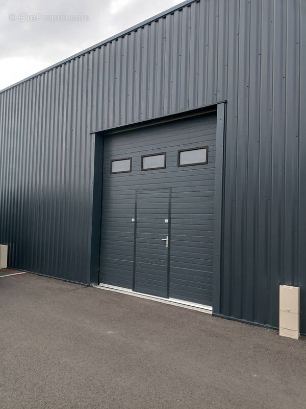 Commerce à LA TESTE-DE-BUCH