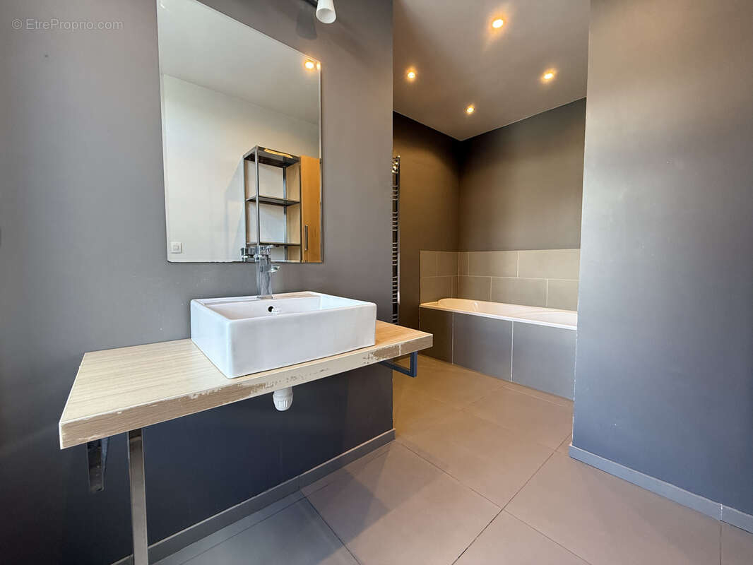 Maison à MONS-EN-BAROEUL