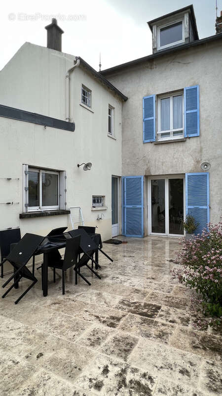 Maison à LA FERTE-ALAIS