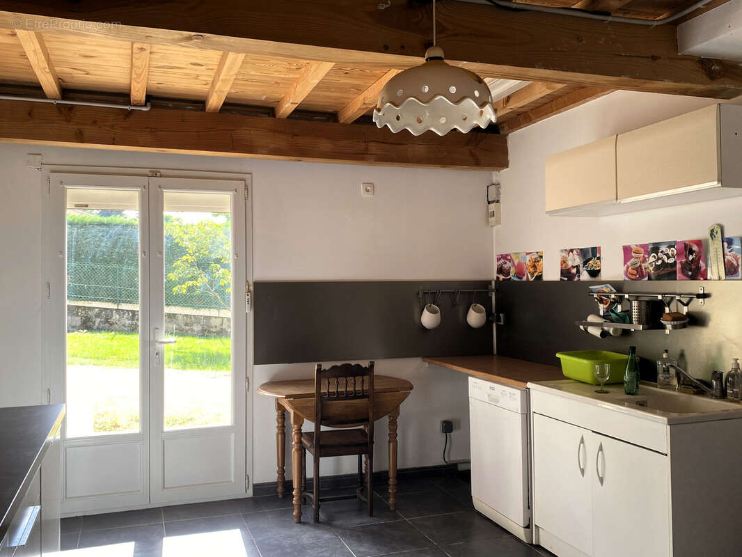 Maison à CIVRIEUX-D&#039;AZERGUES