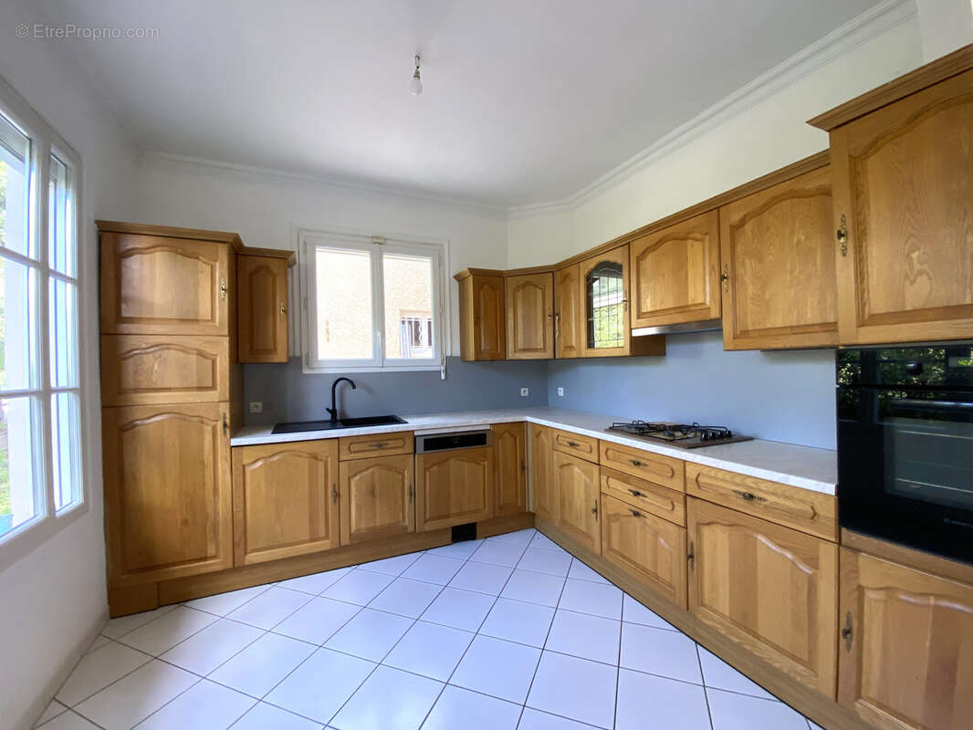 Maison à CIVRIEUX-D&#039;AZERGUES