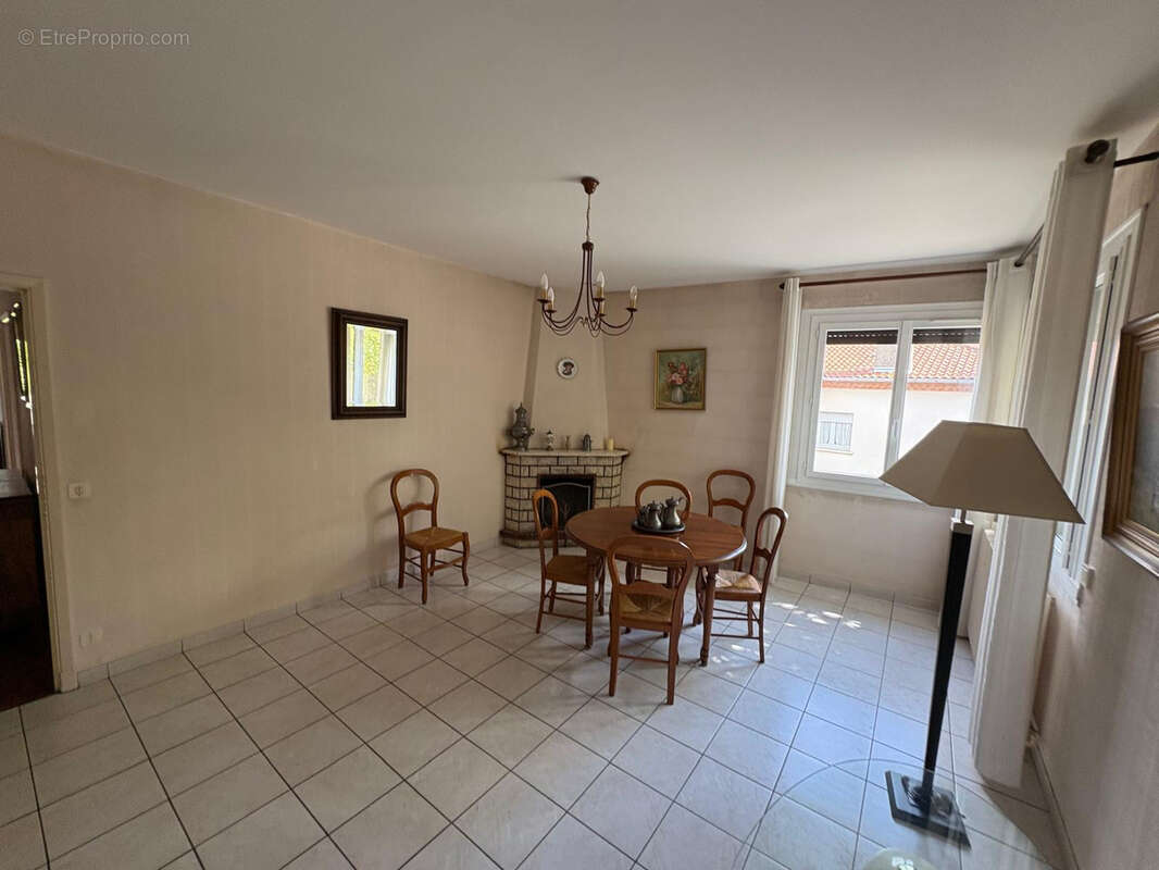 Maison à SAINT-AMANS-SOULT