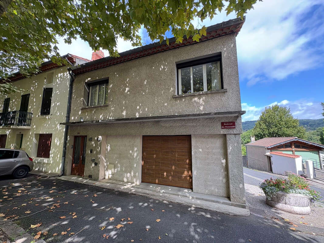 Maison à SAINT-AMANS-SOULT