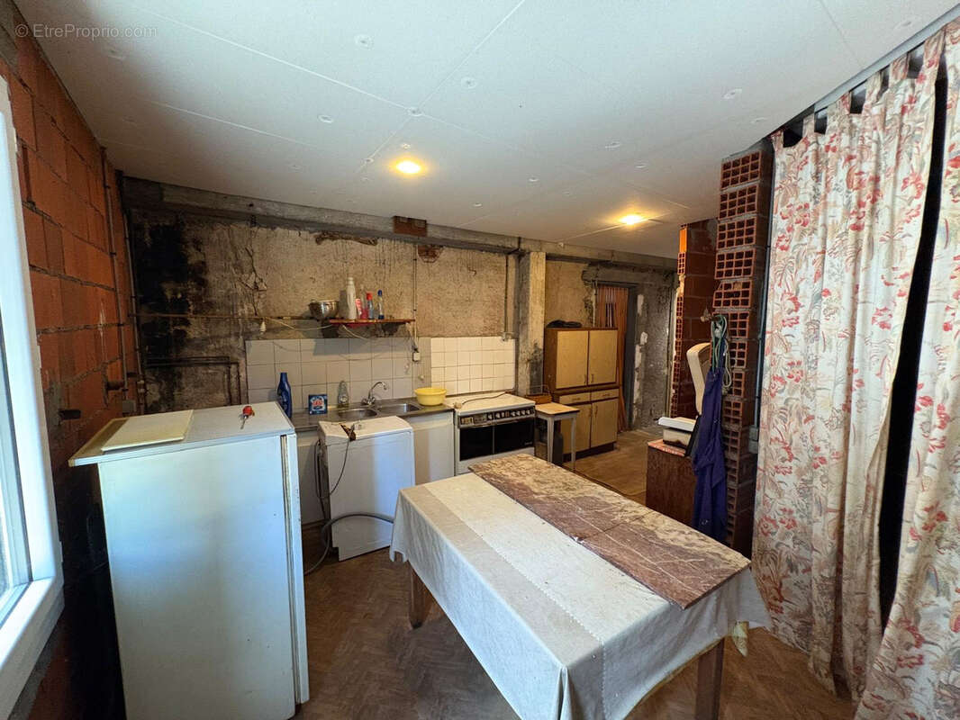 Maison à SAINT-AMANS-SOULT