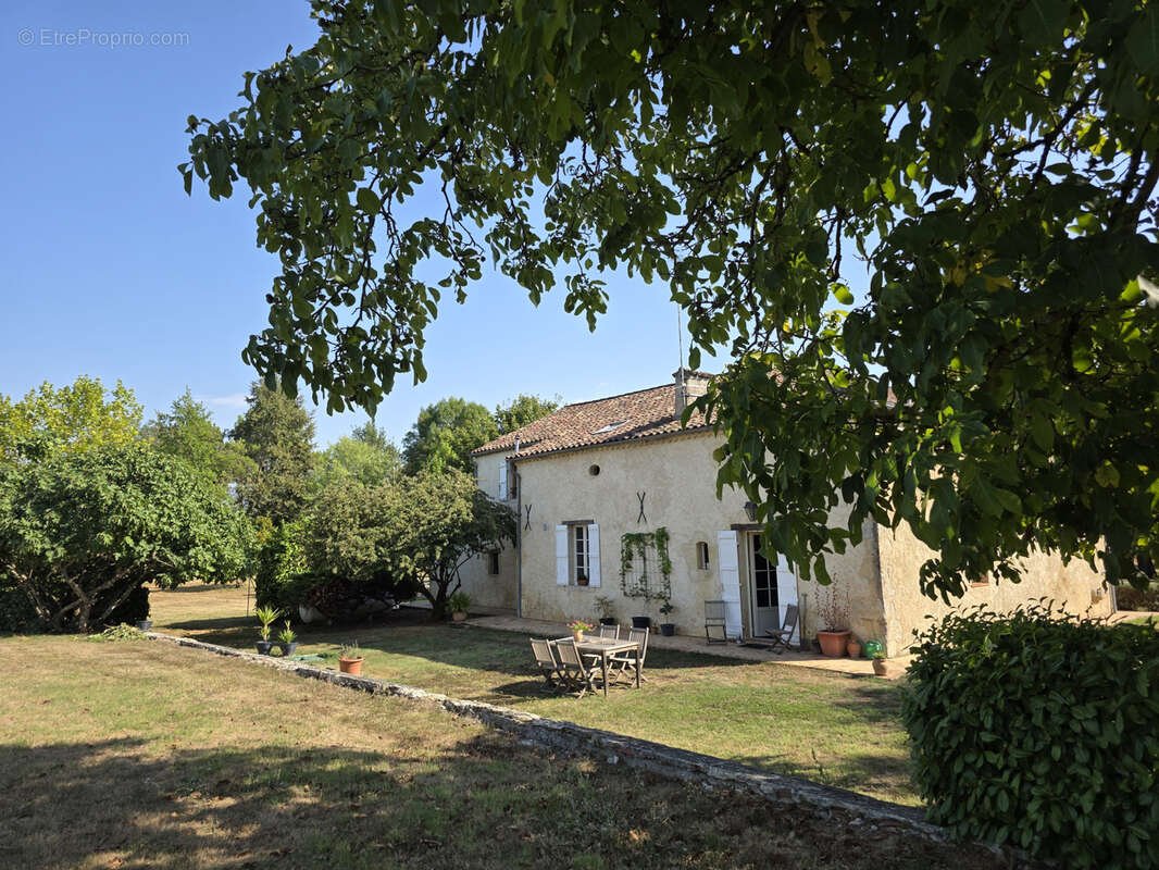 Maison à LARROQUE-SUR-L&#039;OSSE