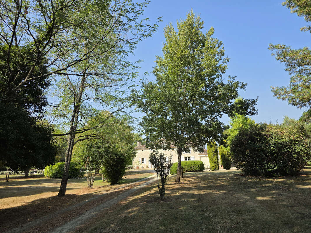 Maison à LARROQUE-SUR-L&#039;OSSE