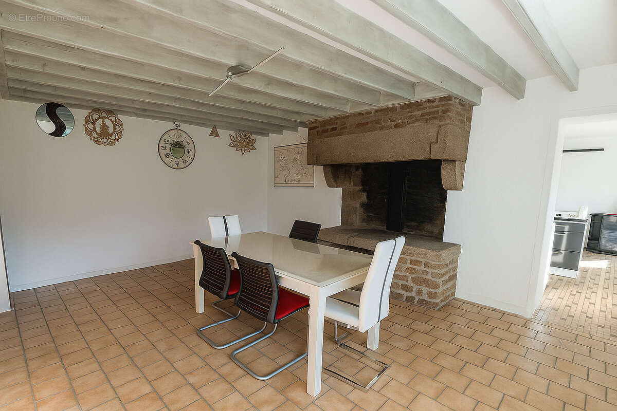 Maison à JUVIGNY-LE-TERTRE