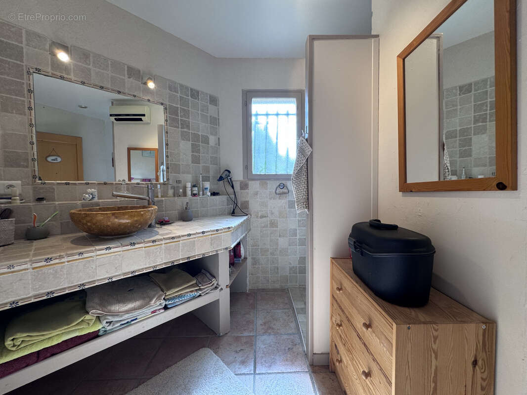 Maison à LA BATIE-ROLLAND