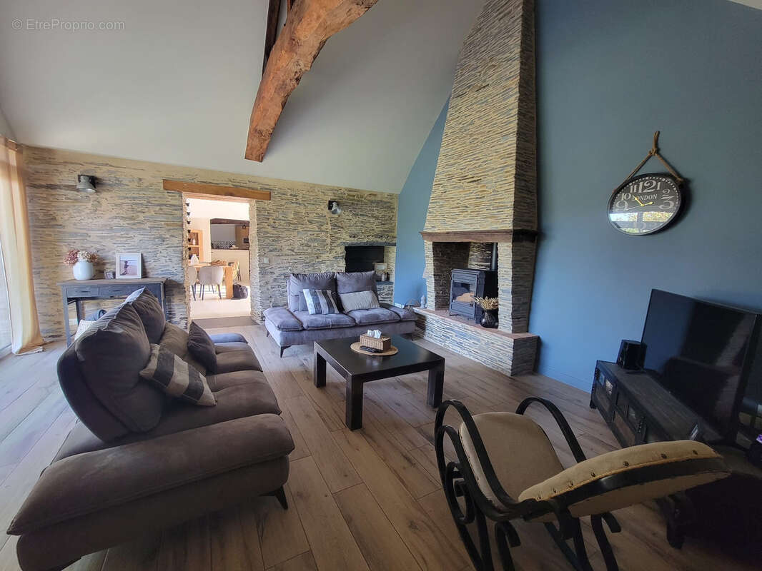 Maison à JUIGNE-SUR-LOIRE