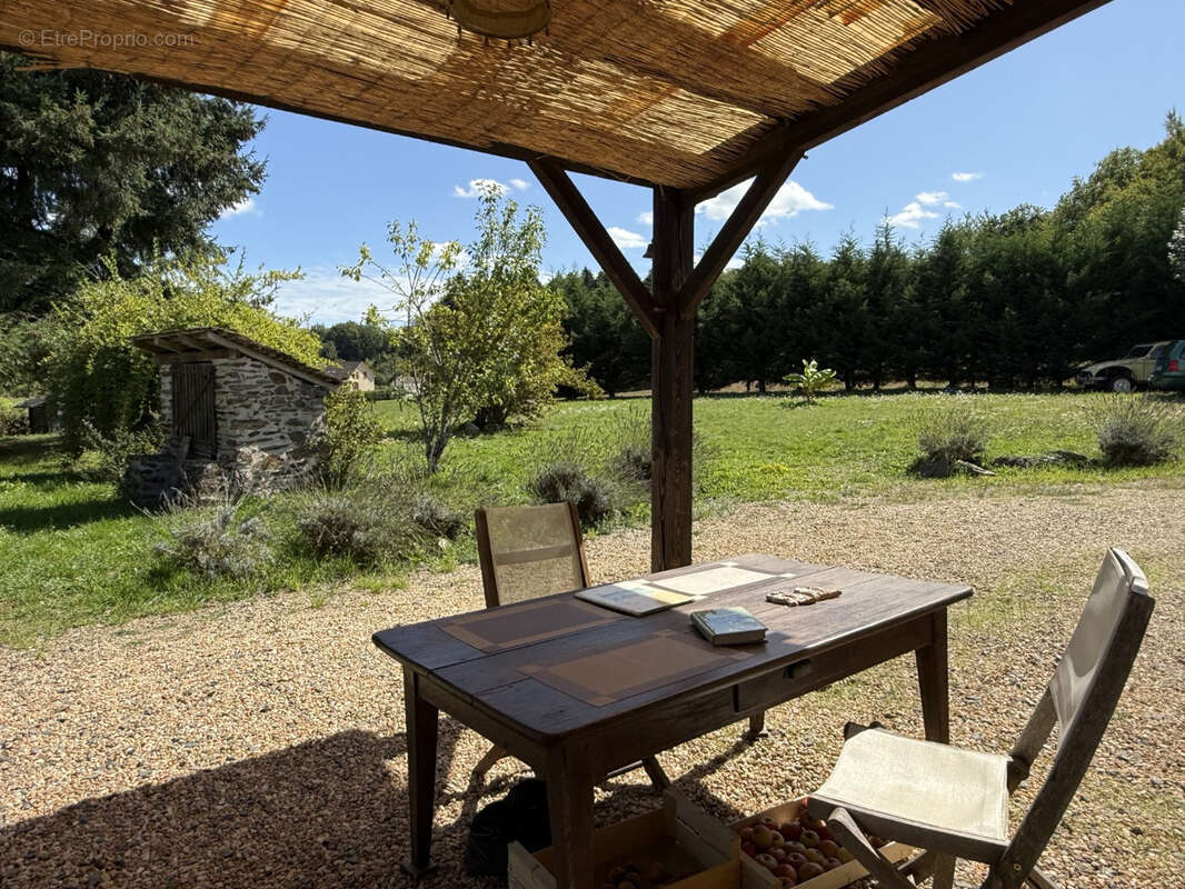 Maison à ARNAC-POMPADOUR
