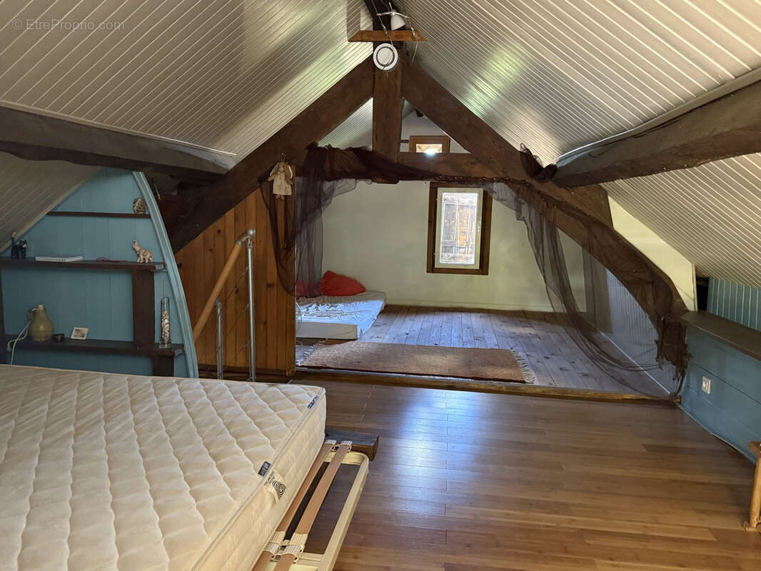 Maison à ARNAC-POMPADOUR