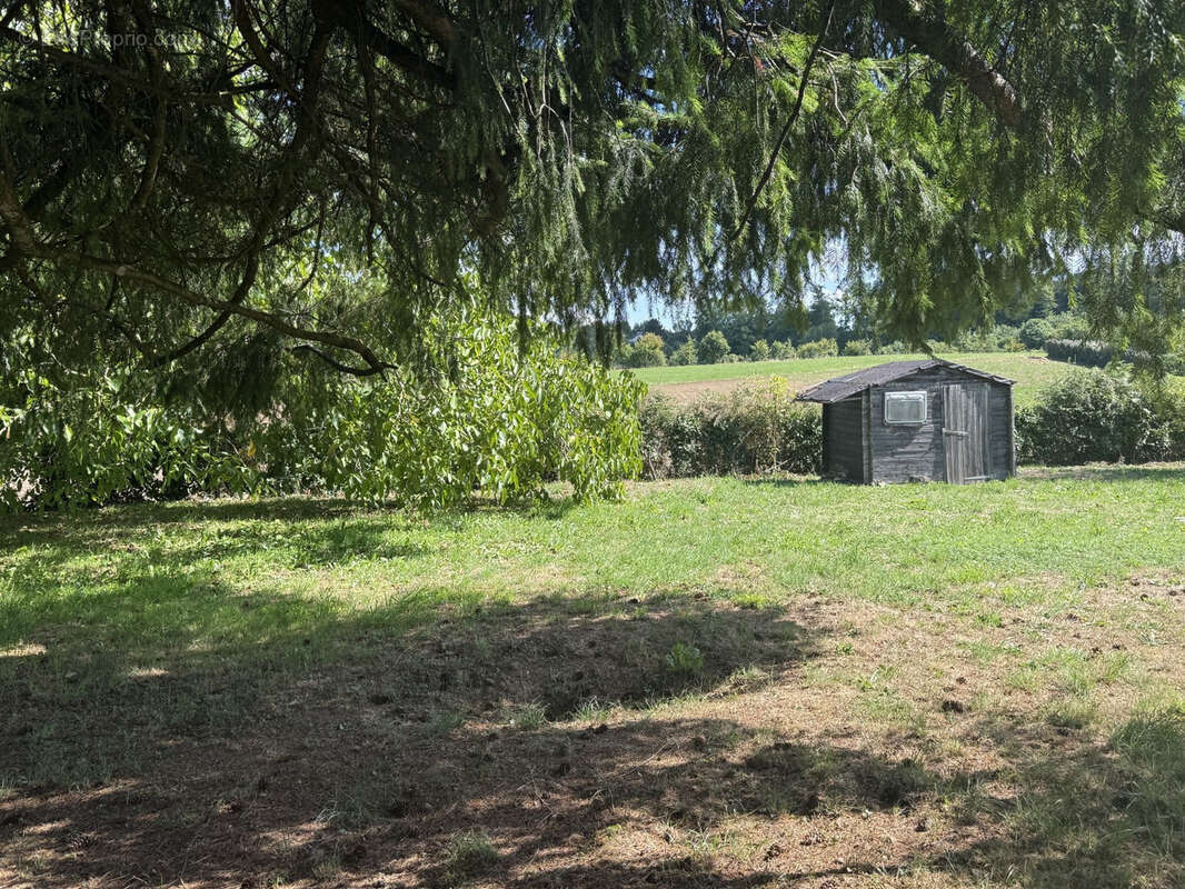 Maison à ARNAC-POMPADOUR