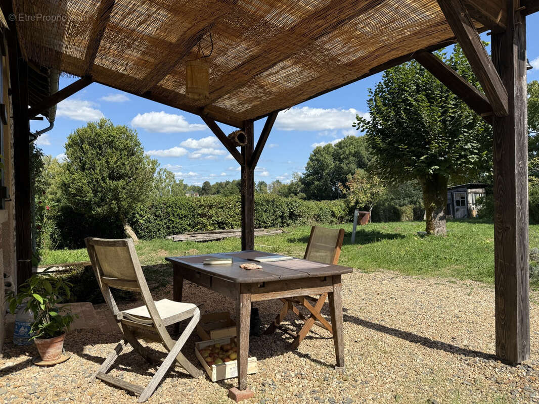 Maison à ARNAC-POMPADOUR