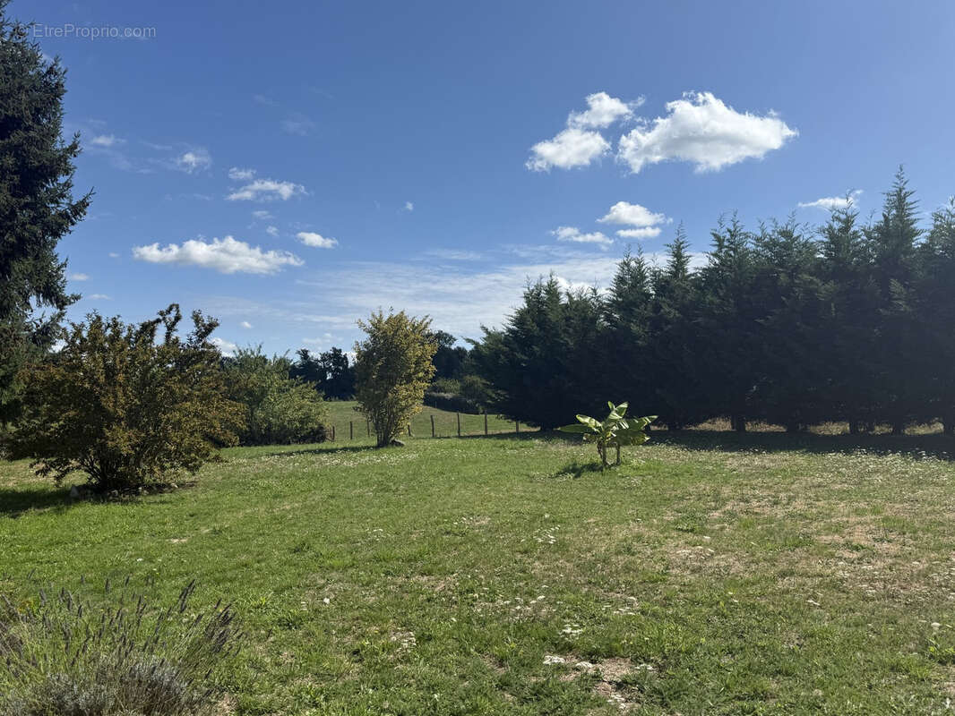 Maison à ARNAC-POMPADOUR