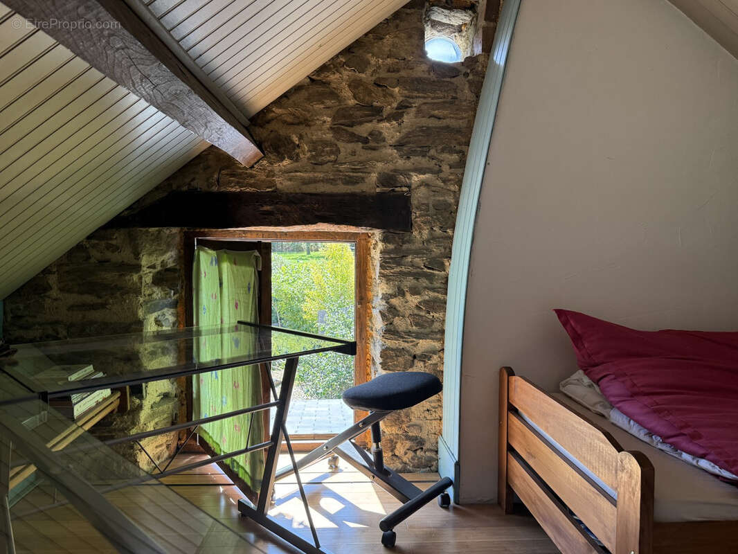 Maison à ARNAC-POMPADOUR