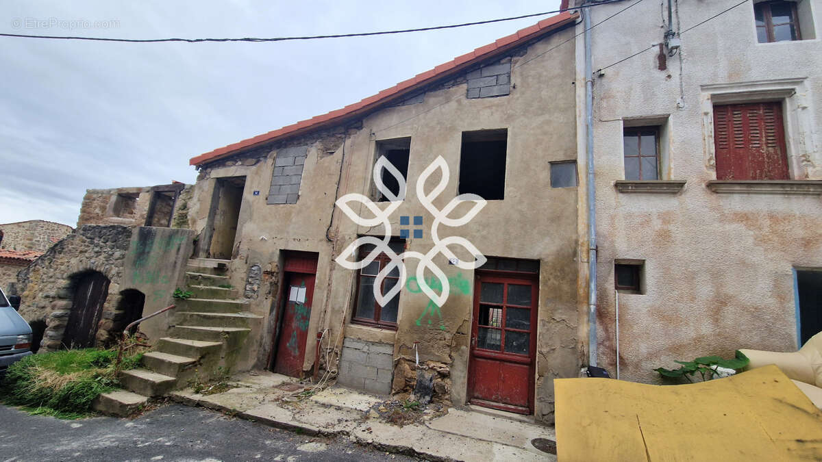 Maison à BRASSAC-LES-MINES