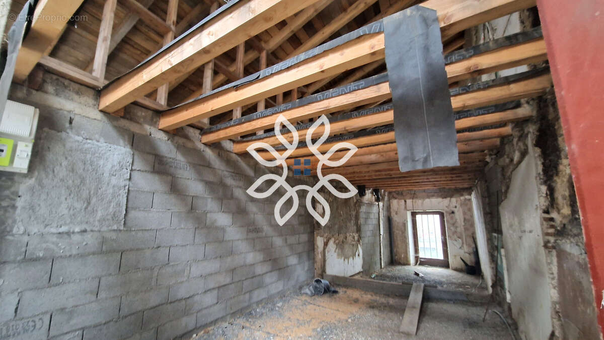 Maison à BRASSAC-LES-MINES