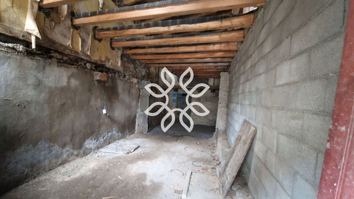 Maison à BRASSAC-LES-MINES