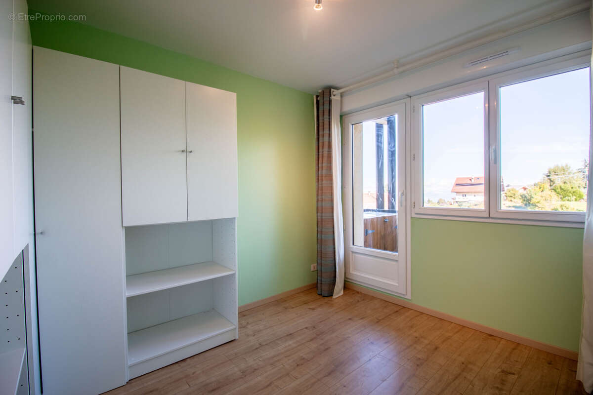 Appartement à SAINT-PAUL-EN-CHABLAIS