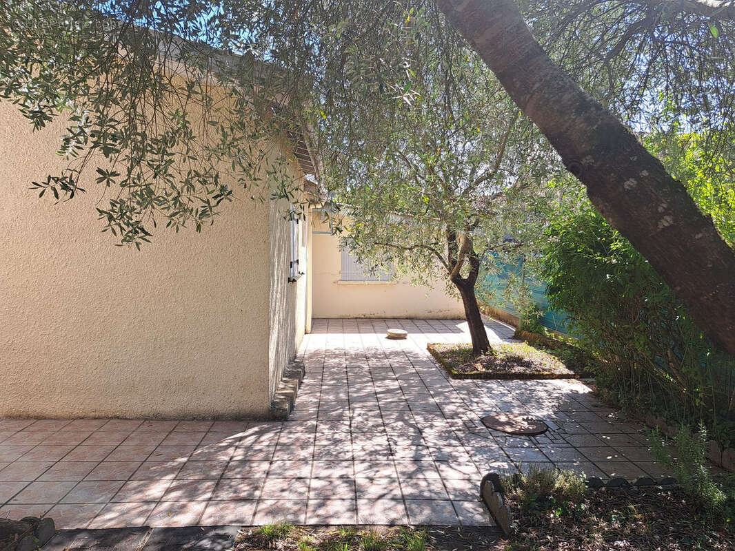 Maison à SAINT-MACAIRE