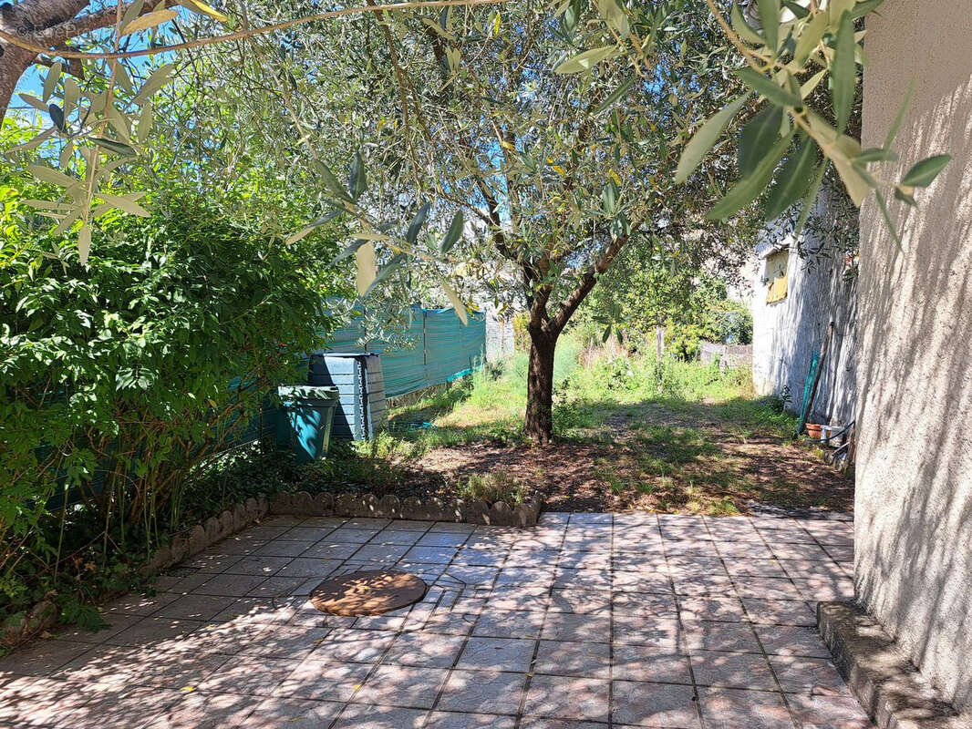 Maison à SAINT-MACAIRE