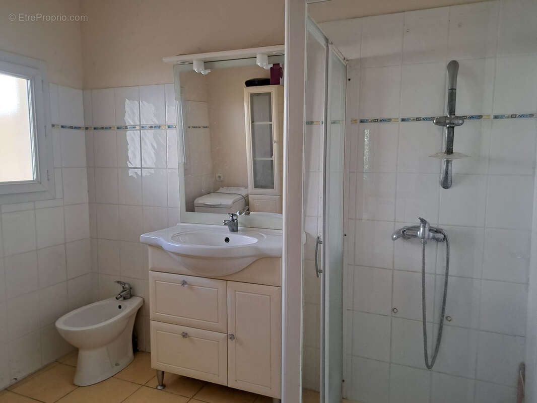 Maison à SAINT-MACAIRE