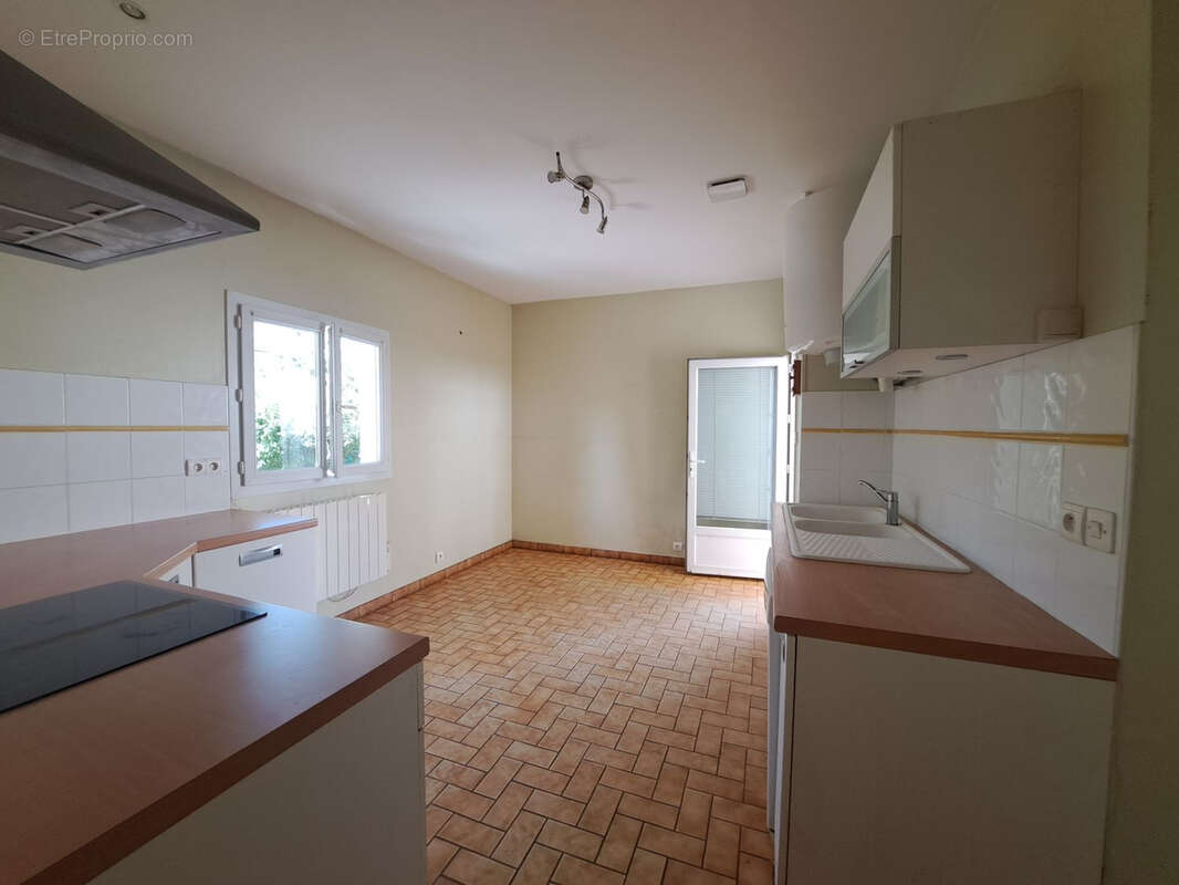 Maison à SAINT-MACAIRE