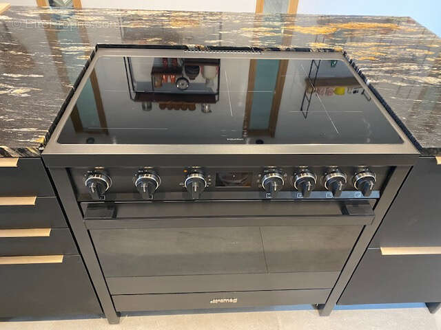 Maison à SAINT-MELOIR-DES-ONDES