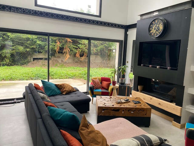 Maison à SAINT-MELOIR-DES-ONDES