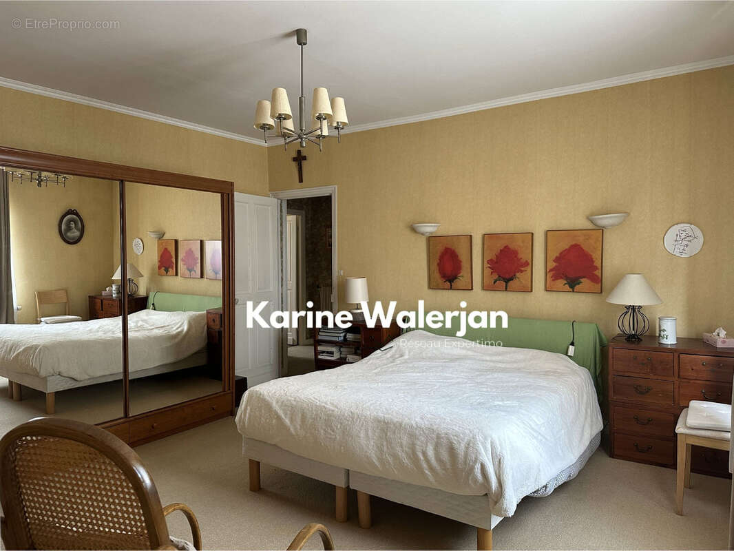 Maison à COURRIERES