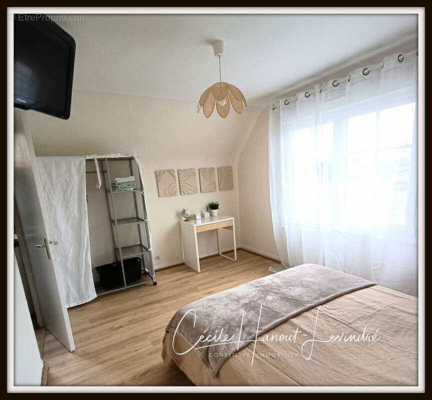 Maison à ROZ-SUR-COUESNON