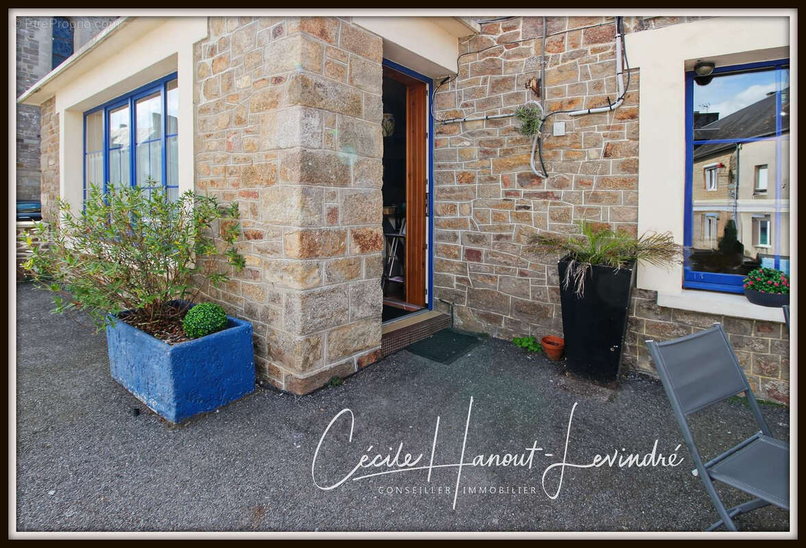 Maison à ROZ-SUR-COUESNON