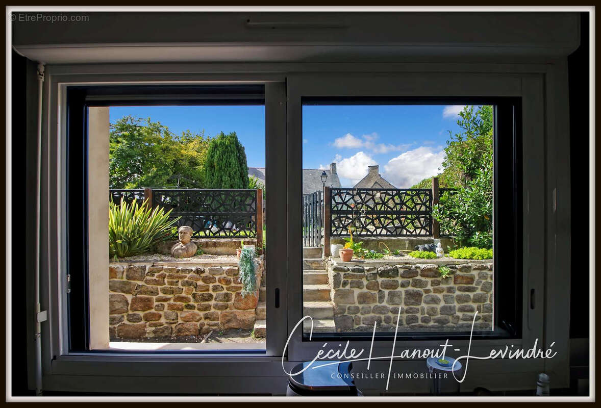 Maison à ROZ-SUR-COUESNON