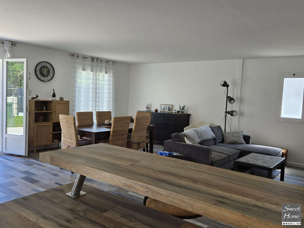 Maison à MAGNY-LES-HAMEAUX