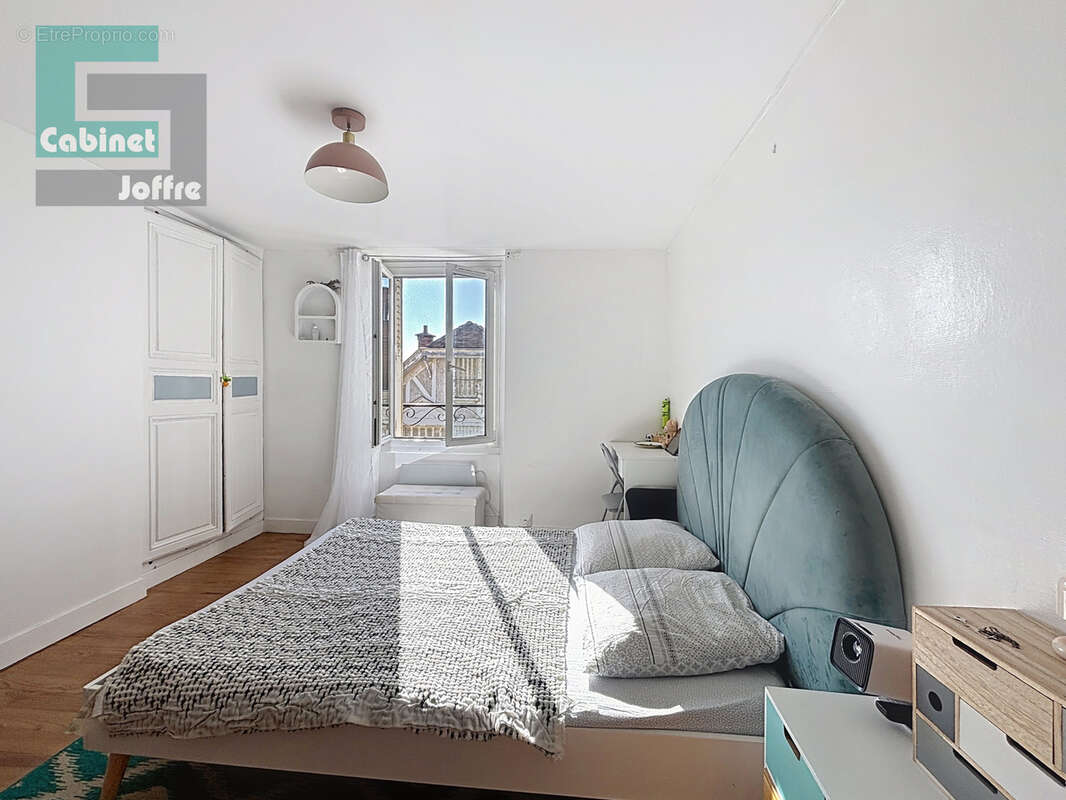 Appartement à FONTAINEBLEAU