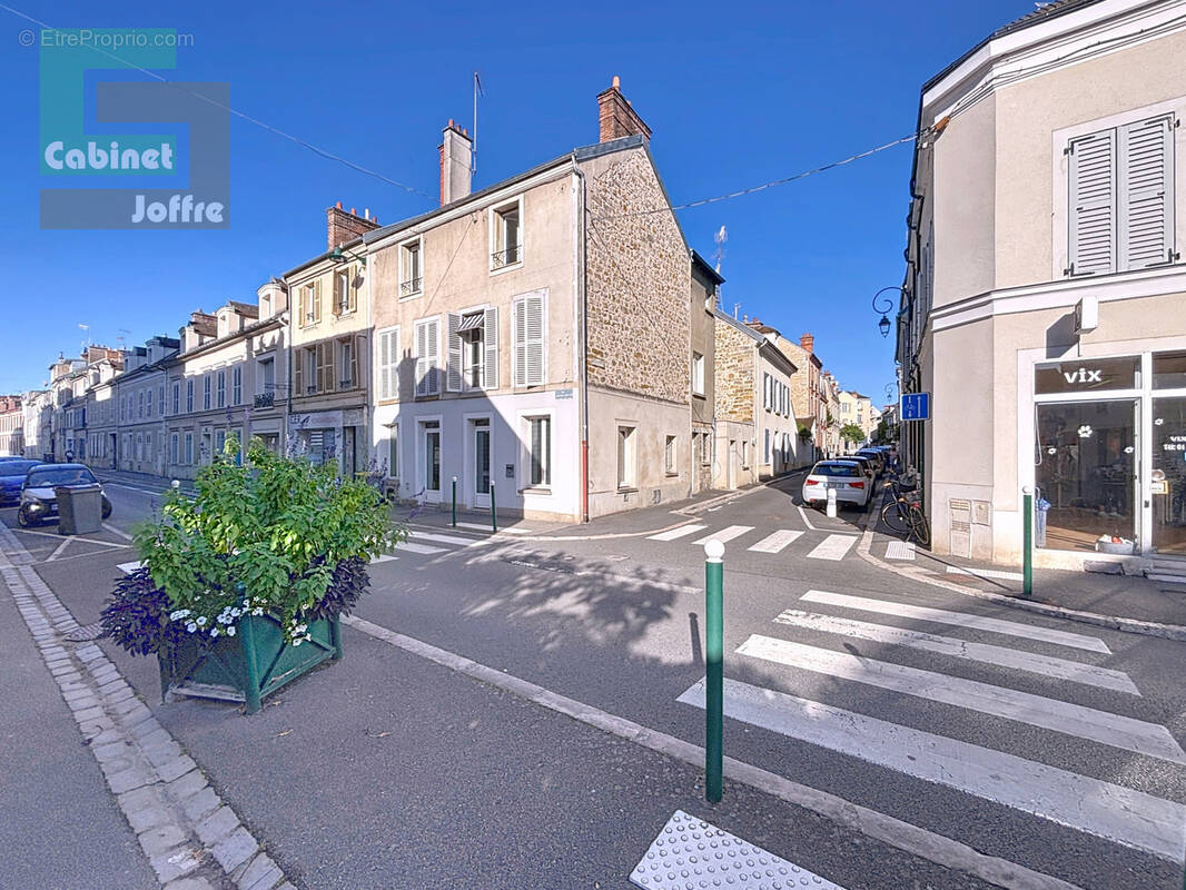 Appartement à FONTAINEBLEAU