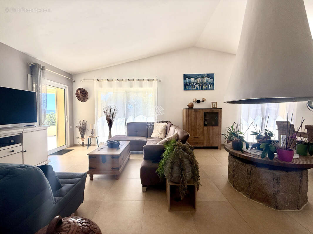 Maison à PORTO-VECCHIO