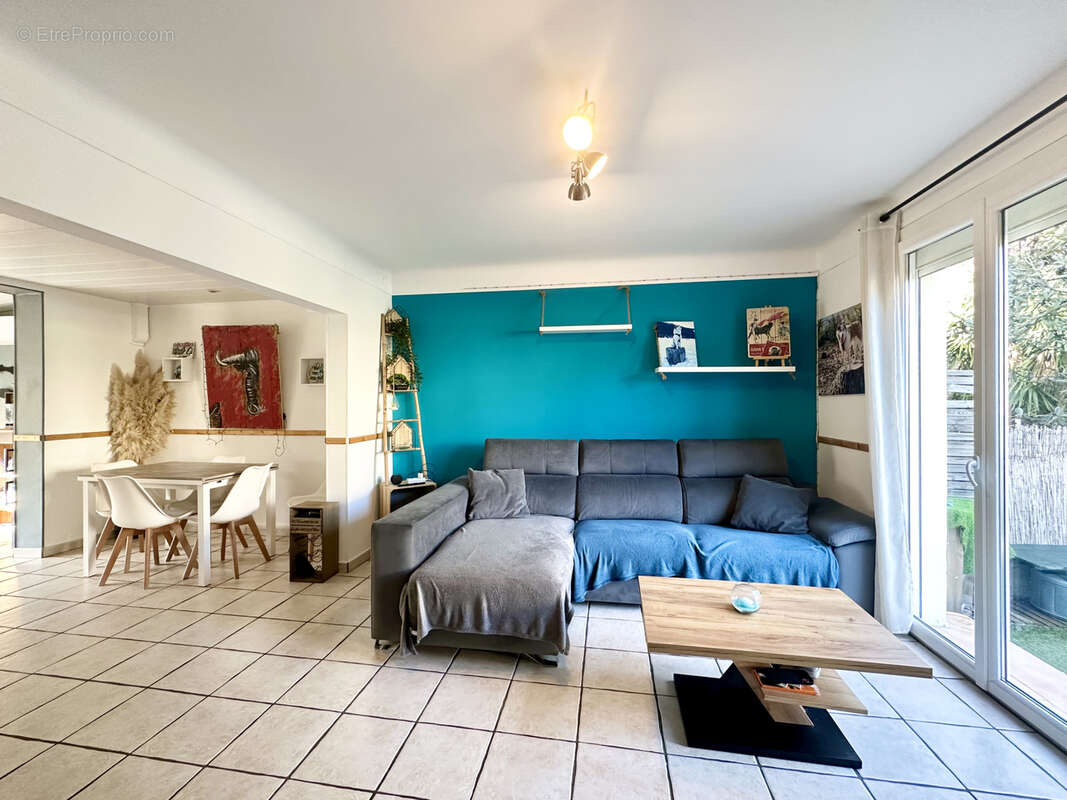 Maison à SAINT-GILLES