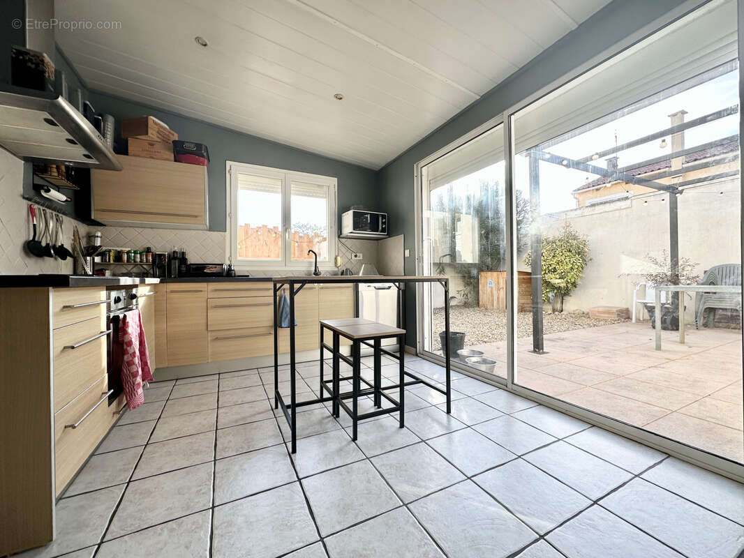 Maison à SAINT-GILLES