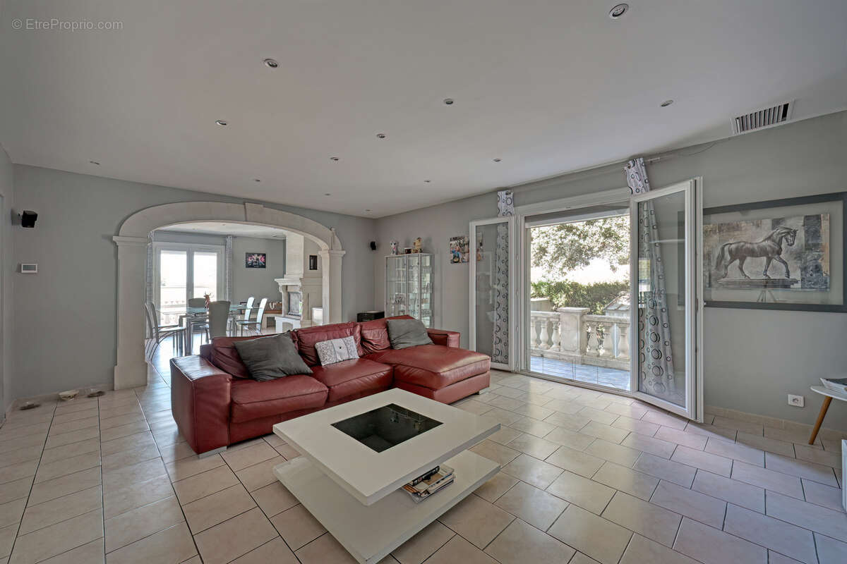 Maison à SATURARGUES