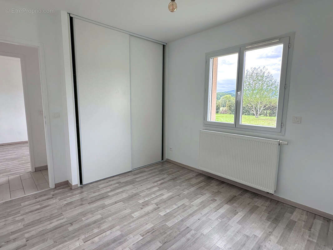 Maison à SAINT-MAURICE-DE-SATONNAY