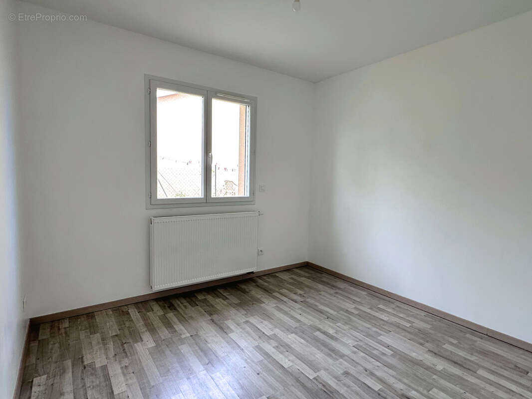 Maison à SAINT-MAURICE-DE-SATONNAY