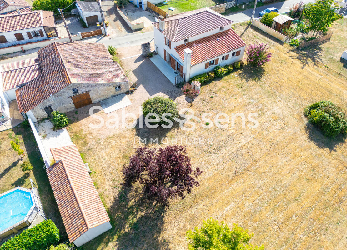 Maison à SAINT-HILAIRE-LA-FORET
