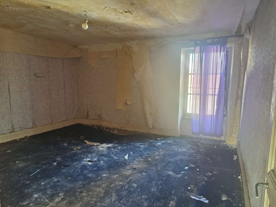 Maison à ROUSSILLON